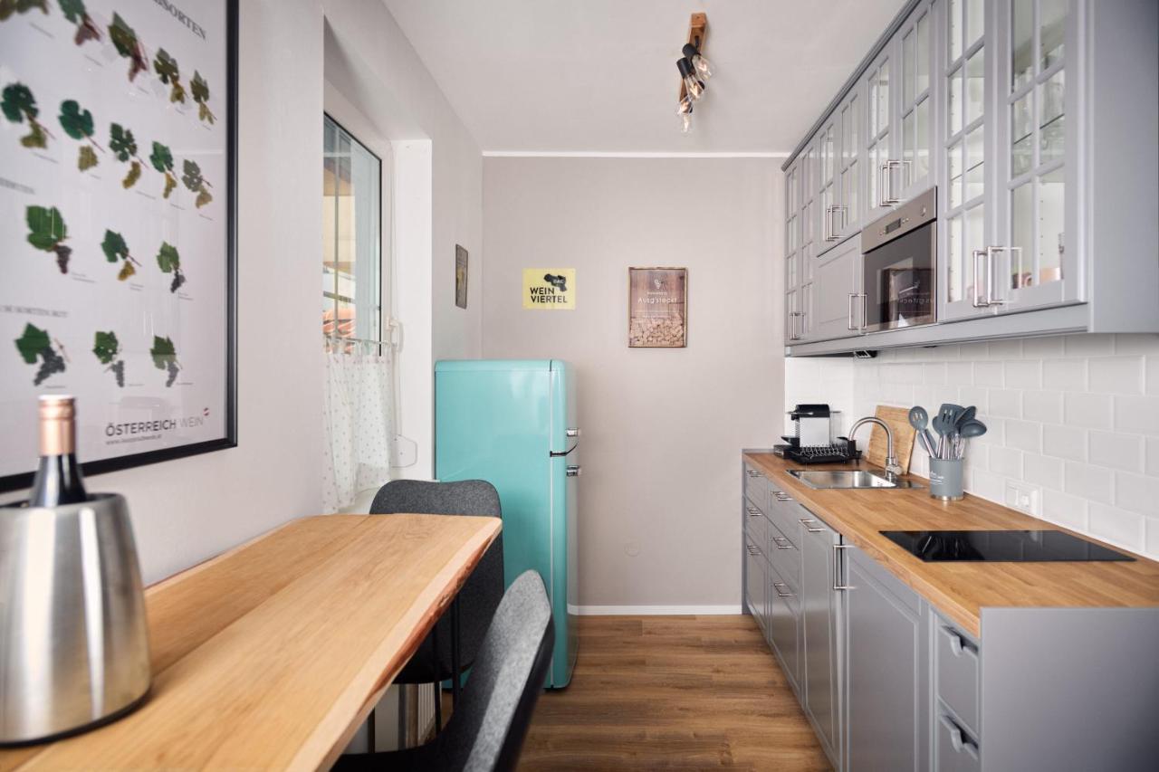 Ausg'Steckt - Wine Flat Modling - Great Location Apartment Exterior photo
