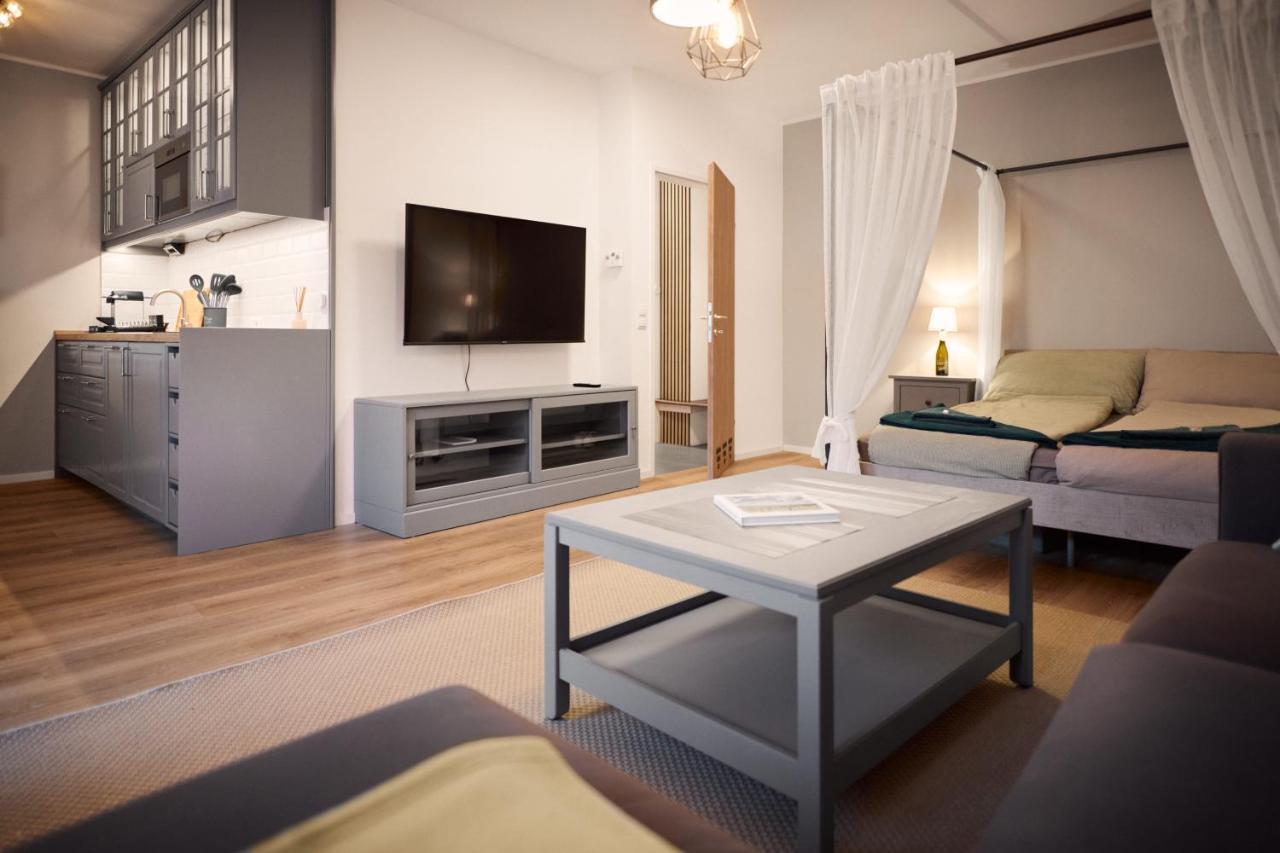 Ausg'Steckt - Wine Flat Modling - Great Location Apartment Exterior photo