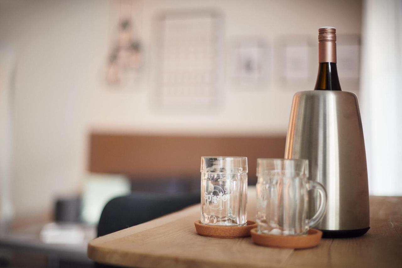 Ausg'Steckt - Wine Flat Modling - Great Location Apartment Exterior photo